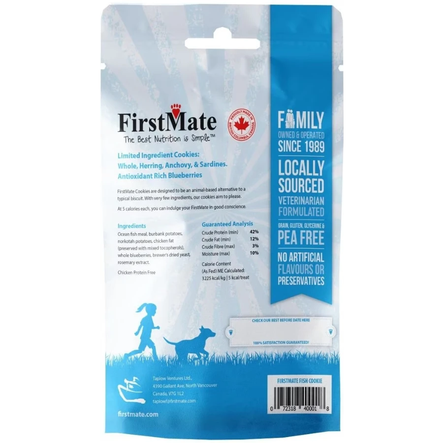 FirstMate Wild Pacific Caught Fish & Blueberry Dog Treats, 8 Oz 4 FirstMate Wild Pacific Caught Fish & Blueberry Dog Treats, 8 Oz - Image 2