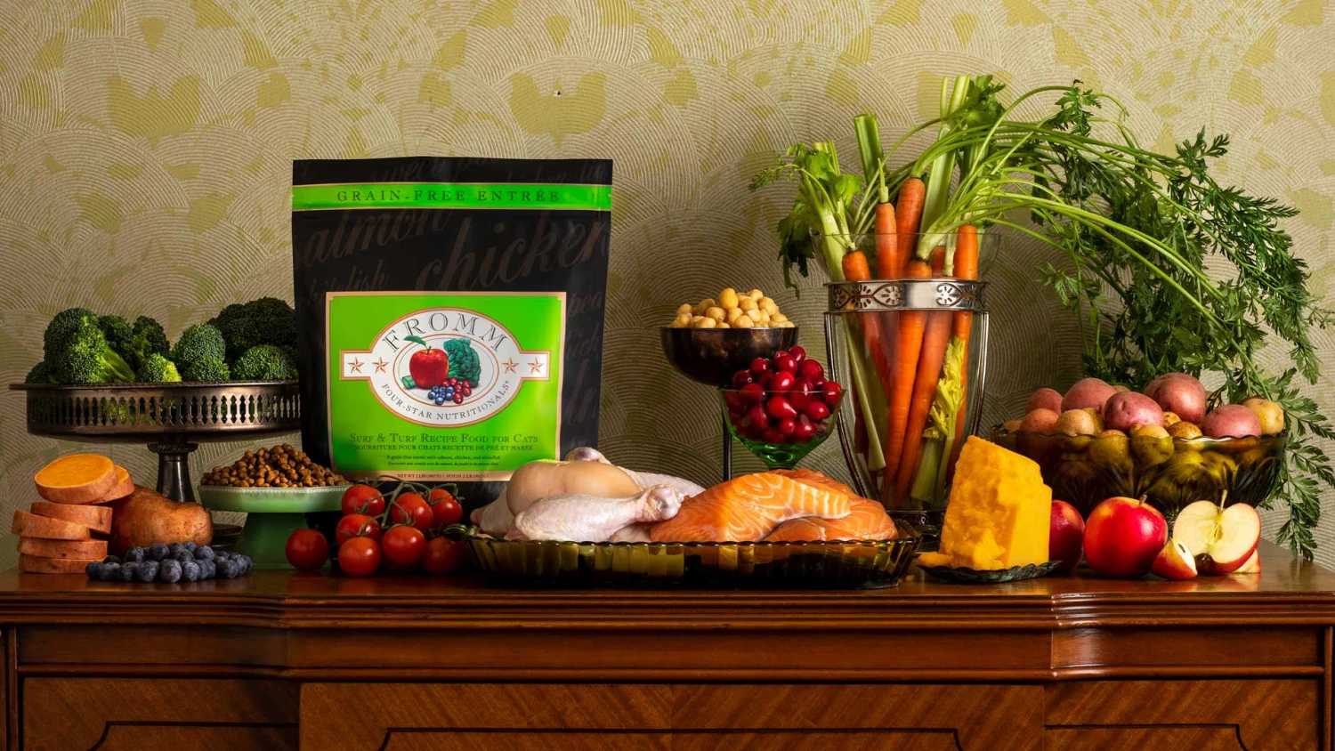 Fromm Four-Star Grain-Free Surf & Turf Cat Food 4 Fromm Four-Star Grain-Free Surf & Turf Cat Food - Image 2