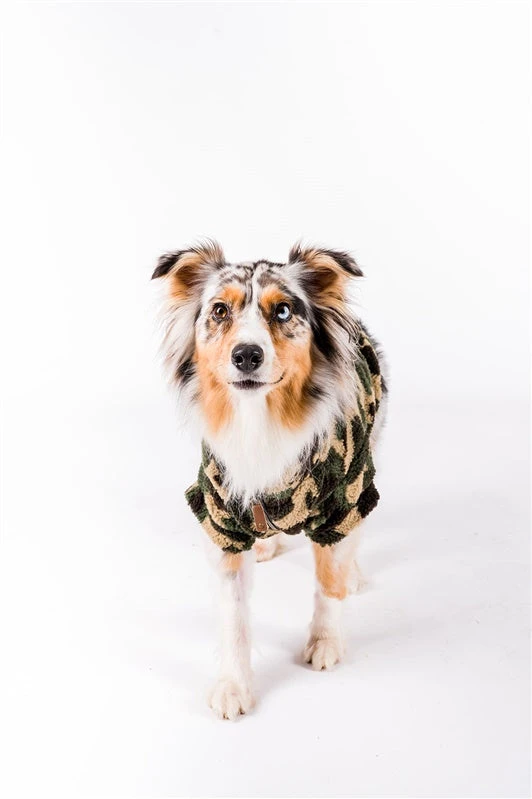 The Worthy Dog Quarter Zip Pullover Dog Jacket Green Camo 4 The Worthy Dog Quarter Zip Pullover Dog Jacket Green Camo - Image 2