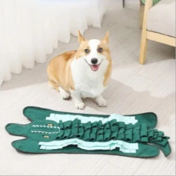 Cheerhunting Snuffy Crocodile Interactive Snuffle Feeding Mat For Dogs 9 Cheerhunting Snuffy Crocodile Interactive Snuffle Feeding Mat For Dogs -Mutts And Co-us CheerhuntingSnuffyCrocodileInteractiveSnuffleFeedingMatForDogs 3