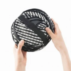 Necoichi Ultralite Pop-Up Cat Carrier Black 19 Necoichi Ultralite Pop-Up Cat Carrier Black -Mutts And Co-us NecoichiUltralitePop UpCatCarrierBlack 5