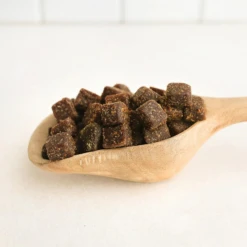 Petipet Mobility Bites With Glucosamine + Turmeric Apple & Carrot Flavored Soft Chew Hip & Joint Supplement For Dogs, 7-oz Bag -Mutts And Co-us PetipetMobilityBiteswithGlucosamine TurmericApple CarrotFlavoredSoftChewHip JointSupplementforDogs 7 ozbag 3